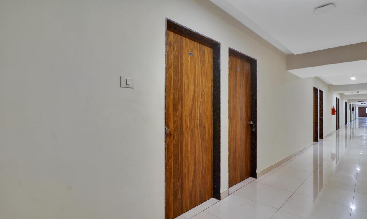 Treebo Tee Hotel Hyderabad Exterior photo